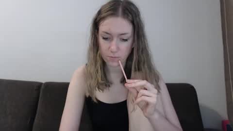 lily_love_x online show from 07-30-26, 06:01