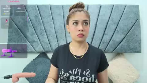 LILY MEGHAN online show from 11-30-25, 09:41