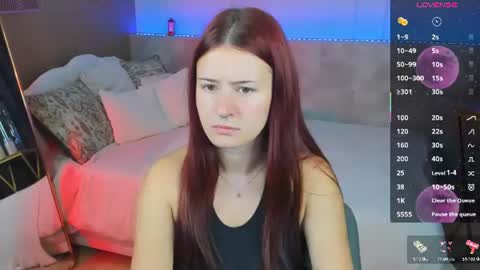 Snapshot of lily_moonlight chatting on 08-02-26, 02:15 Lily online show from 08-02-26, 02:15