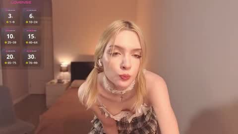 Lily online show from 05-09-26, 11:32