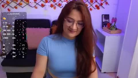 Lily  online show from 10-20-25, 09:59