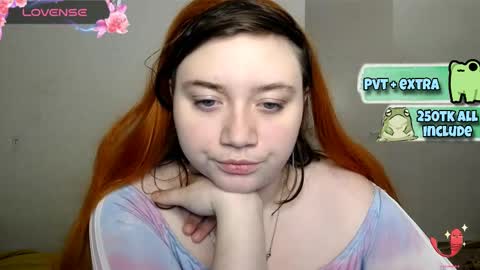 Snapshot of lily_shamy chatting on 02-26-25, 04:45 Alice online show from 02-26-25, 04:45
