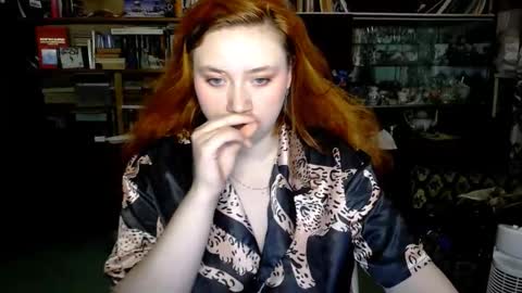 Snapshot of lily_shamy chatting on 10-05-25, 03:21 Alice online show from 10-05-25, 03:21