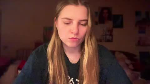 Lily online show from 03-29-26, 08:09