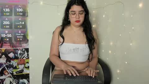 Lily online show from 01-05-25, 03:32