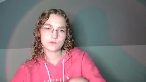 small lily online show from 09-15-25, 06:02