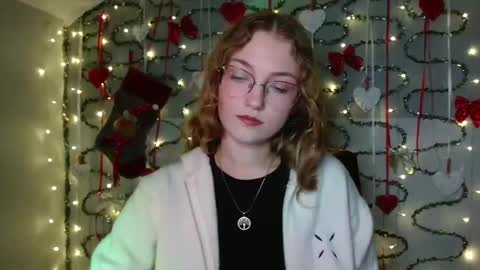 small lily online show from 01-08-26, 06:10