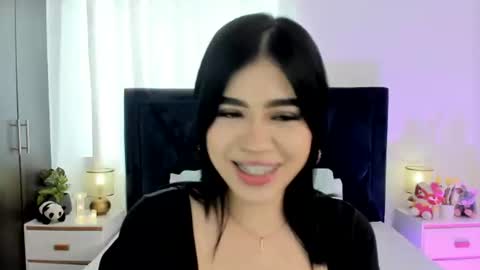 Snapshot of lily_woodz chatting on 08-04-26, 07:05 LilyWoodz online show from 08-04-26, 07:05