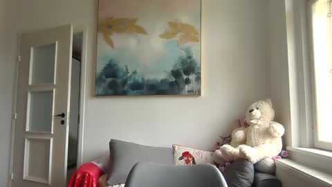 lilycandy_ online show from 05-28-26, 09:39