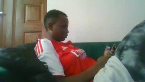 lilycute19 online show from 04-21-26, 08:42