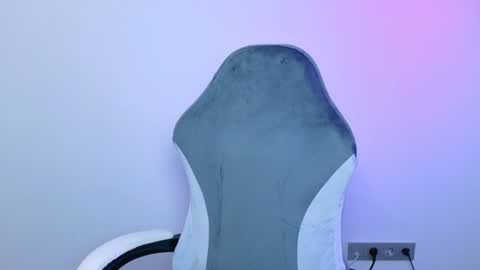 lilydavisss online show from 06-11-26, 03:37