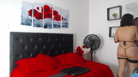 Snapshot of lilyfox23 chatting on 12-06-24, 01:40 lilyfox23 online show from 12-06-24, 01:40