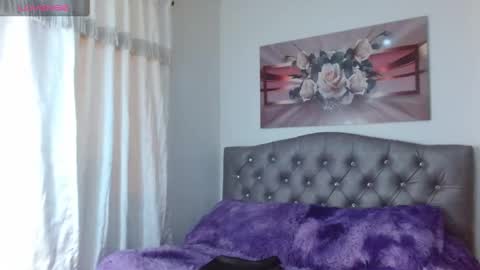 Snapshot of lilyfox23 chatting on 02-15-25, 03:39 lilyfox23 online show from 02-15-25, 03:39