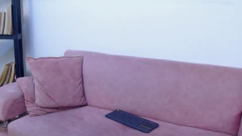 lilyfox23 online show from 03-31-26, 01:55