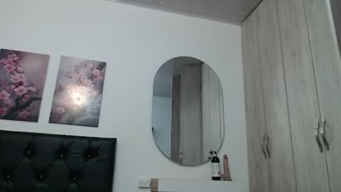 lilyfox23 online show from 04-28-26, 12:43