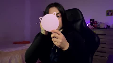 Lily online show from 05-25-26, 08:26