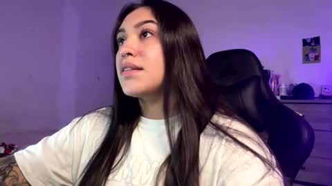 Lily online show from 06-25-26, 10:25