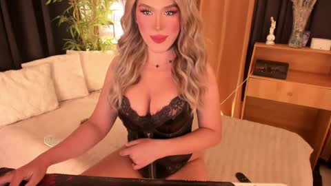 IM YOUR TRUE GODESS Lilymonstercock online show from 04-09-26, 05:07