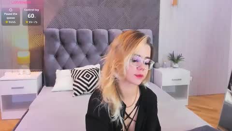 Rose online show from 10-14-25, 05:30