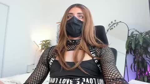 Lily Reina online show from 05-05-26, 05:43