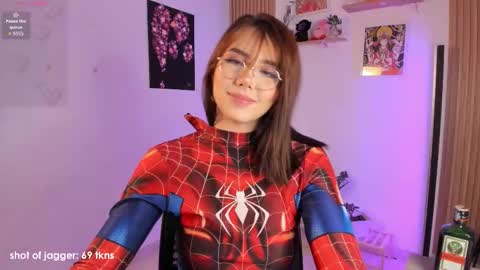 lily help me to collect more cosplay online show from 10-29-25, 04:26