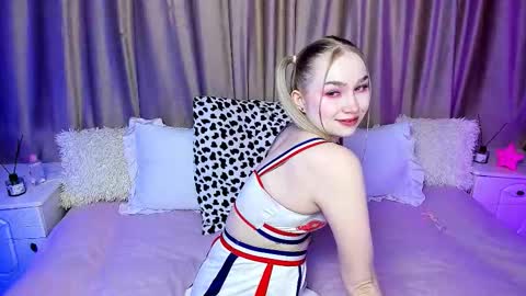 Lilian online show from 11-06-25, 03:51