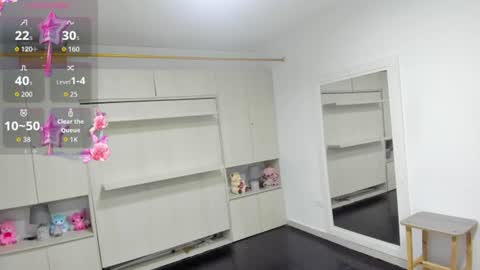 lilywhitee1 online show from 06-14-26, 04:03
