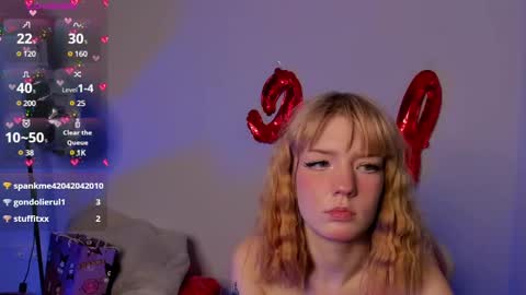 Lina blueeyed    GMT3 1100-1700 Mon Wed Thu Sat Sun online show from 02-17-25, 11:23