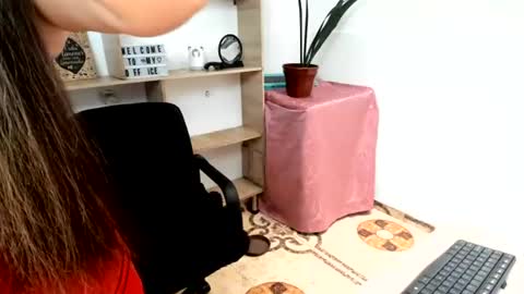 Snapshot of lina_browm chatting on 08-03-26, 04:00 Lina Browm online show from 08-03-26, 04:00