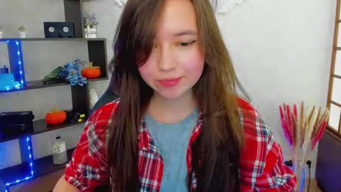 Lina online show from 12-22-24, 05:01