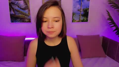 Lina online show from 01-19-25, 02:15