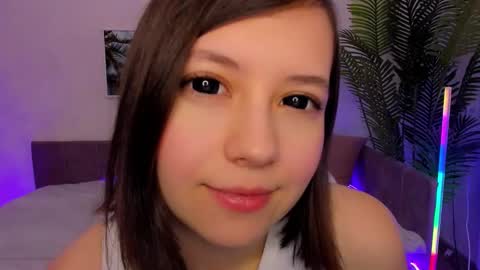 Lina online show from 03-08-25, 05:07