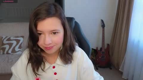 Lina online show from 10-01-25, 04:07