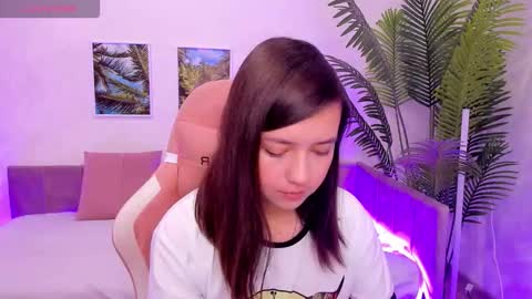 Lina online show from 10-09-25, 03:04