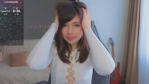 Lina online show from 04-10-26, 04:17