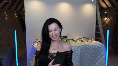lina_flore online show from 05-27-26, 09:23