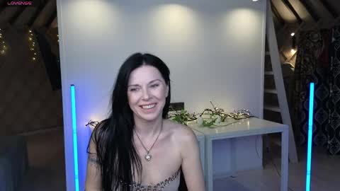 lina_flore online show from 06-05-26, 10:15