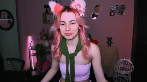 lina_fox12 online show from 04-22-26, 11:34