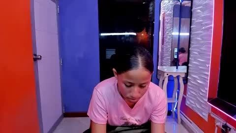 Snapshot of lina_kl chatting on 10-11-25, 03:06 lina_kl online show from 10-11-25, 03:06