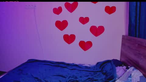 Lina online show from 02-14-25, 04:09