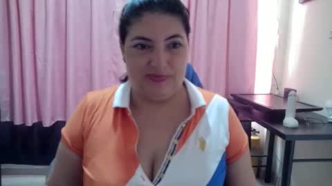 Snapshot of lina_maria99 chatting on 02-09-26, 01:37 Lina Mara99 online show from 02-09-26, 01:37