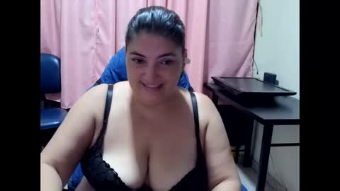 Snapshot of lina_maria99 chatting on 02-23-26, 12:09 Lina Mara99 online show from 02-23-26, 12:09