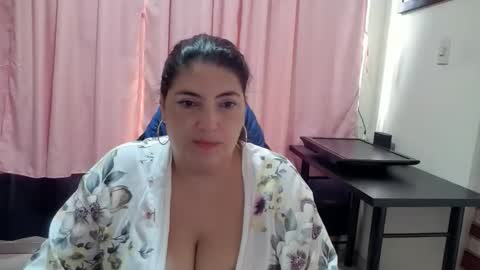 Snapshot of lina_maria99 chatting on 02-23-26, 12:35 Lina Mara99 online show from 02-23-26, 12:35