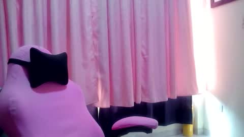 Lina Mara99 online show from 06-04-26, 03:40