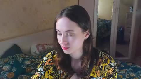 Snapshot of lina_n_kitty chatting on 07-09-26, 07:01 Lina - online show from 07-09-26, 07:01
