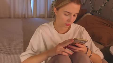 LINA online show from 07-01-26, 01:07