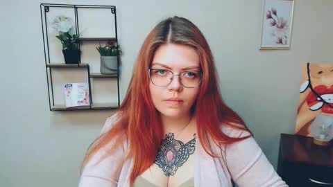 lina_ri online show from 10-22-25, 06:18
