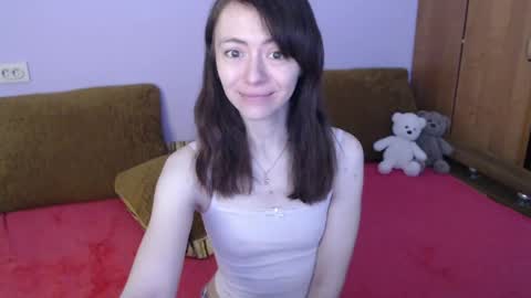 Snapshot of lina_rouge_ chatting on 05-15-26, 04:30 Lina Rouge online show from 05-15-26, 04:30