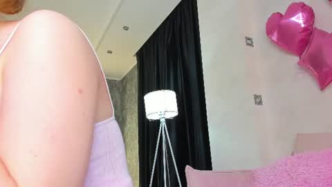 Lina online show from 06-14-26, 01:14