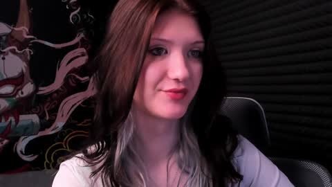 Snapshot of lina_vi chatting on 02-07-25, 04:27 Lina online show from 02-07-25, 04:27